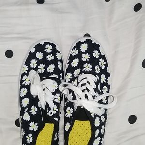 Sunflower City Sneaks.